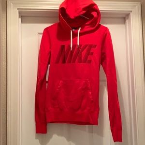 Nike women’s hoodie